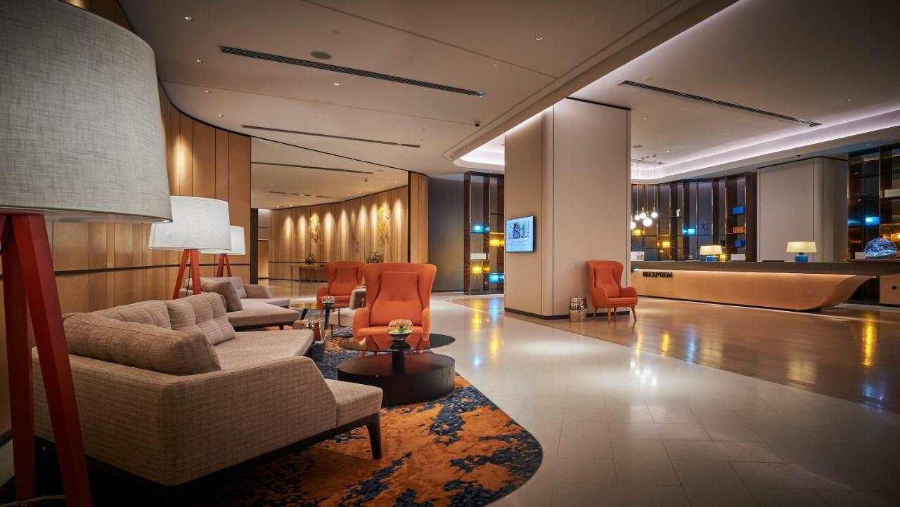 Hotel Amari Kuala Lumpur Extérieur photo The lobby of the hotel