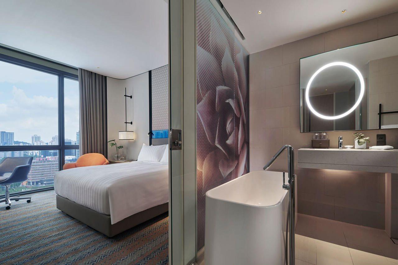 Hotel Amari Kuala Lumpur Extérieur photo Deluxe Room